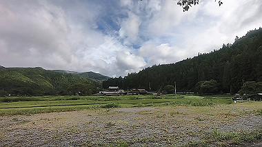 gx018966.mp4_snapshot_04.52_thumb.jpg