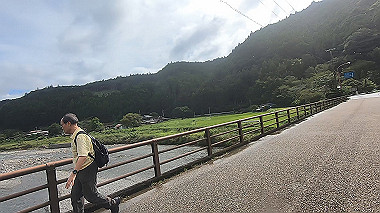 gx018968.mp4_snapshot_00.17_thumb.jpg