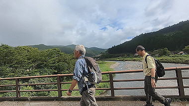 gx018968.mp4_snapshot_00.18_thumb.jpg