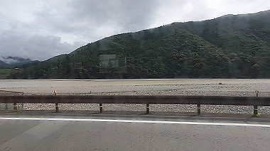 gx018990.mp4_snapshot_00.12_thumb.jpg