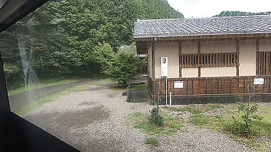 gx018991.mp4_snapshot_02.39_thumb.jpg