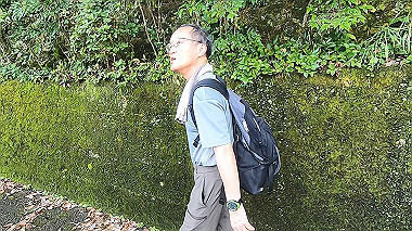 gx019002.mp4_snapshot_00.51_thumb.jpg