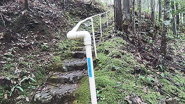 gx019009.mp4_snapshot_01.02_thumb.jpg