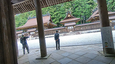 gx019015.mp4_snapshot_03.03_thumb.jpg