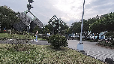 gx019041.mp4_snapshot_04.14_thumb.jpg