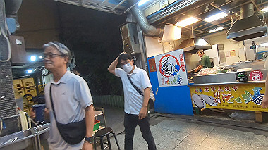 gx019057.mp4_snapshot_15.10_thumb.jpg