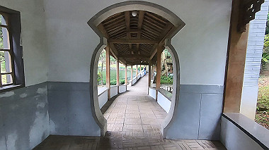 gx019072.mp4_snapshot_02.32_thumb.jpg