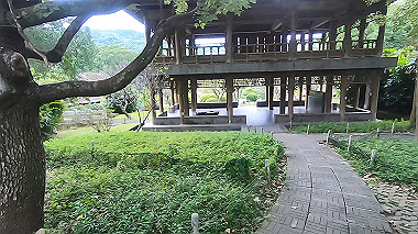 gx019074.mp4_snapshot_00.28_thumb.jpg