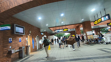 gx019096.mp4_snapshot_00.14_thumb.jpg