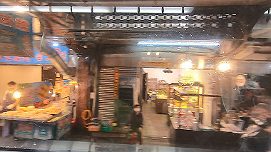 gx019101.mp4_snapshot_00.04_thumb.jpg