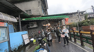 gx019104.mp4_snapshot_00.07_thumb.jpg