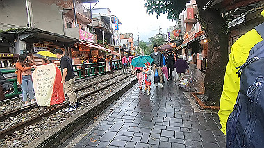 gx019105.mp4_snapshot_00.11_thumb.jpg
