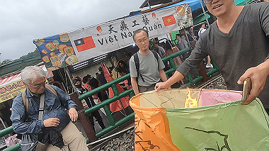 gx019108.mp4_snapshot_04.45_thumb.jpg