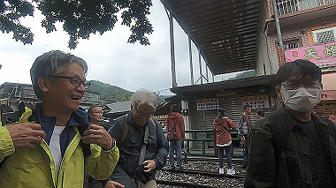 gx019111.mp4_snapshot_00.04_thumb.jpg