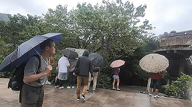 gx019113.mp4_snapshot_00.02_thumb.jpg