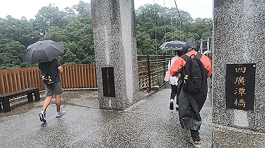 gx019114.mp4_snapshot_01.37_thumb.jpg
