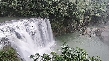 gx019120.mp4_snapshot_01.11_thumb.jpg