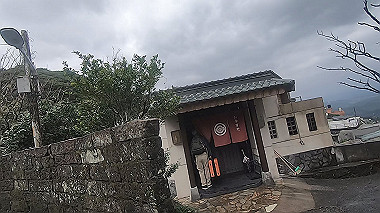 gx019144.mp4_snapshot_02.01_thumb.jpg