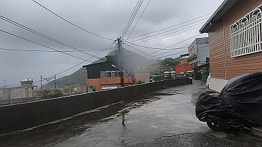 gx019146.mp4_snapshot_01.05_thumb.jpg