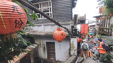 gx019147.mp4_snapshot_09.53_thumb.jpg