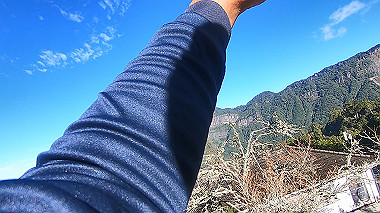 gx019205.mp4_snapshot_01.09_thumb.jpg
