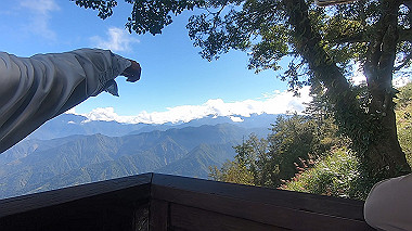 gx019227.mp4_snapshot_00.22_thumb.jpg