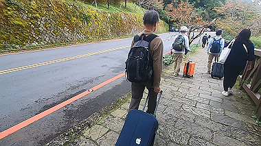gx019242.mp4_snapshot_17.07_thumb.jpg