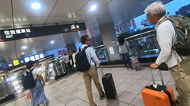 gx019249.mp4_snapshot_04.33_thumb.jpg