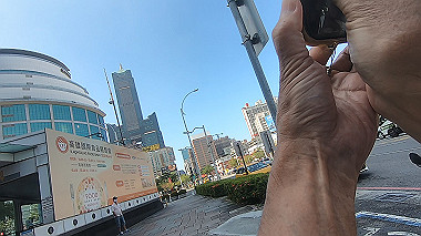 gx019276.mp4_snapshot_00.30_thumb.jpg