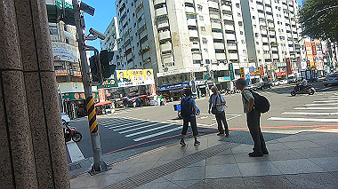 gx019277.mp4_snapshot_03.53_thumb.jpg