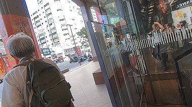 gx019285.mp4_snapshot_00.09_thumb.jpg