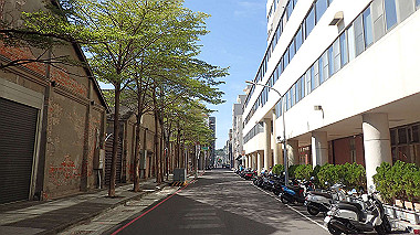 pa240881_thumb.jpg