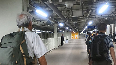 gx019323.mp4_snapshot_02.38_thumb.jpg