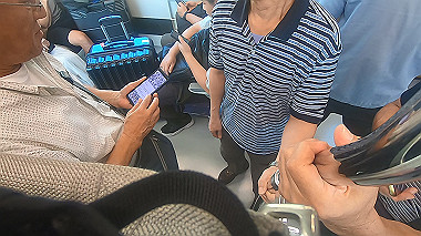 gx029300.mp4_snapshot_13.56_thumb.jpg