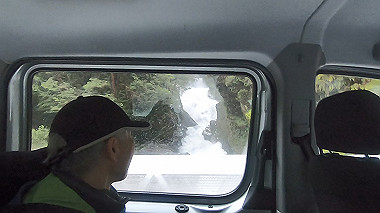 gx019367.mp4_snapshot_00.40_thumb.jpg