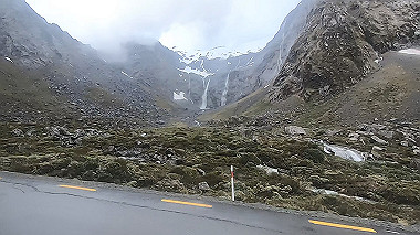 gx019370.mp4_snapshot_00.45_thumb.jpg