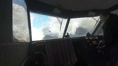 gx019388.mp4_snapshot_02.32_thumb.jpg