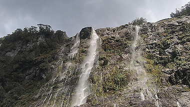 gx019405.mp4_snapshot_00.03_thumb.jpg