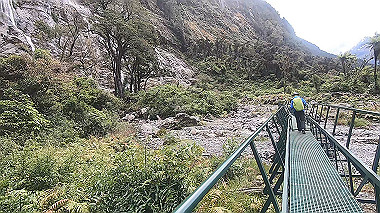 gx019419.mp4_snapshot_00.00_thumb.jpg
