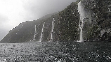 gx019432.mp4_snapshot_00.14_thumb.jpg