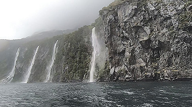 gx019432.mp4_snapshot_00.24_thumb.jpg