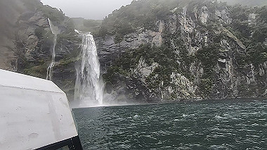 gx019434.mp4_snapshot_00.10_thumb.jpg
