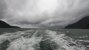 gx019435.mp4_snapshot_00.03_thumb.jpg