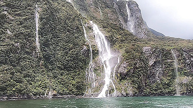 gx019439.mp4_snapshot_00.45_thumb.jpg