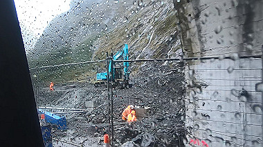 gx019447.mp4_snapshot_00.11_thumb.jpg
