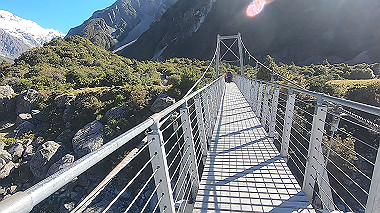 gx019498.mp4_snapshot_01.51_thumb.jpg