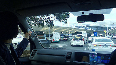 pb280471_thumb.jpg