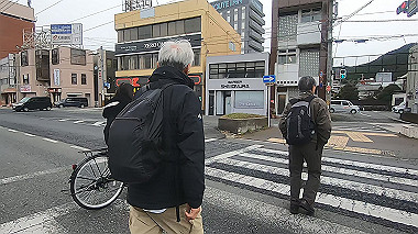 gx010224.mp4_snapshot_00.01_thumb.jpg