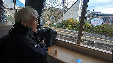 gx010242.mp4_snapshot_01.05_thumb.jpg