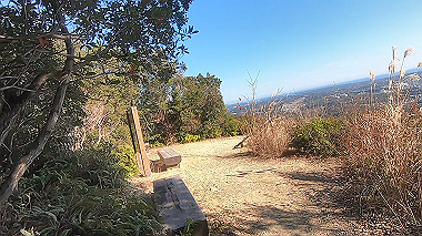 gx010291.mp4_snapshot_01.15_thumb.jpg
